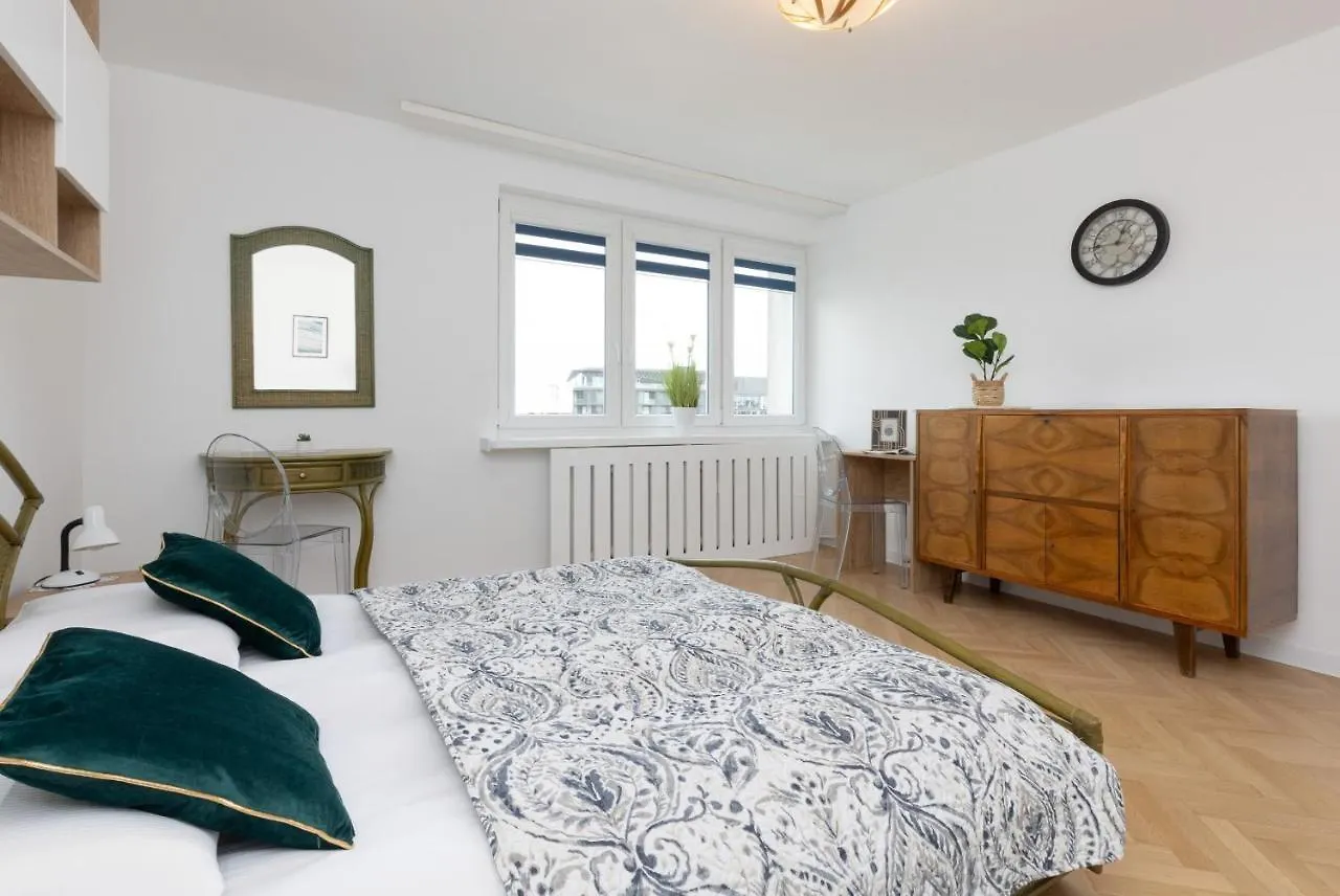 Elegant Warsaw Apartment With Ac 550 M To Copernicus Science Centre By Noclegi Renters Poland